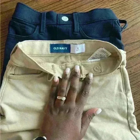 Lot of Old Navy Small School Uniform Pull on Bermuda Shorts Navy Blue and Khaki - Picture 3 of 3